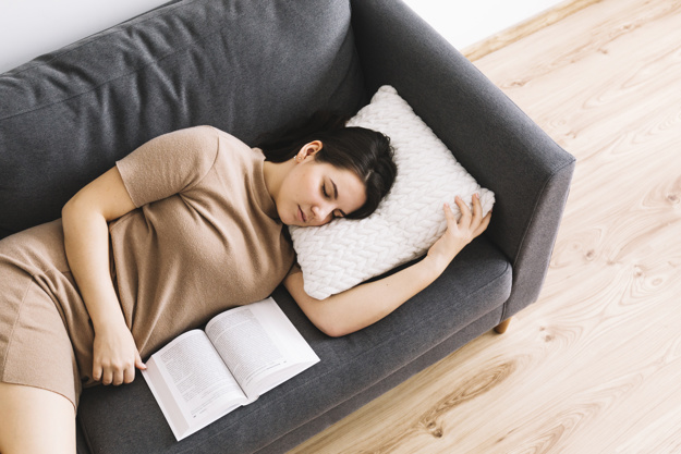 ¿Cuánto tiempo es bueno dormir la siesta? - HeelEspaña