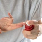 Consejos para tener una piel hidratada: diferencia hidratante emoliente 1 150x150 - HeelEspa&ntilde;a