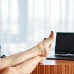 Cómo prevenir la insuficiencia venosa en climas cálidos - HeelEspaña Cómo prevenir la insuficiencia venosa en climas cálidos: evitar piernas cansadas 1 150x150 - HeelEspaña