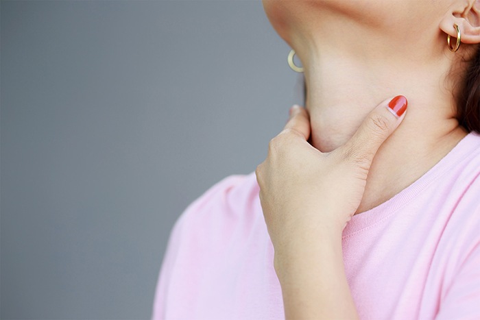 Los motivos por los que duele la garganta