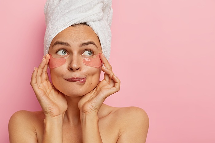 Puntos rojos en la piel, por qué salen